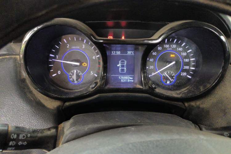 Used JMC Yuhu 7 2017 2.4T Classic Edition Diesel 4x4 Luxury Version JX4D24A5L