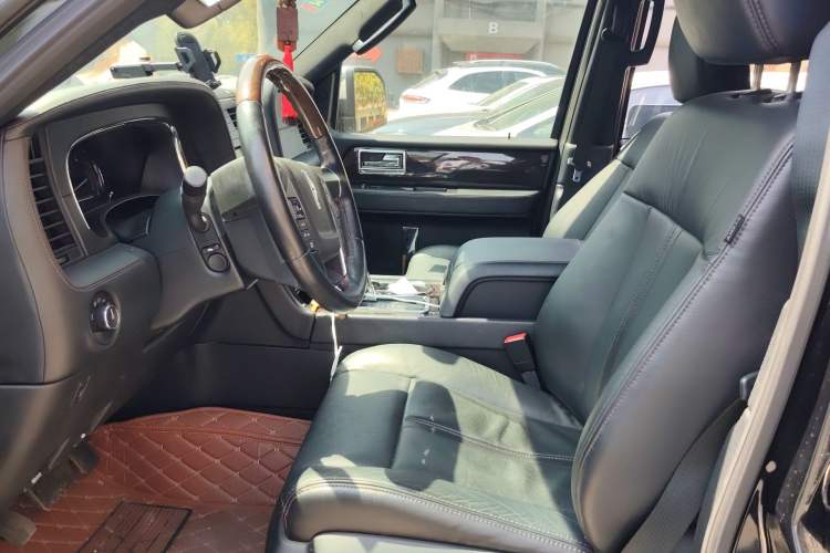 Used Lincoln Navigator 2017 3.5T AWD
