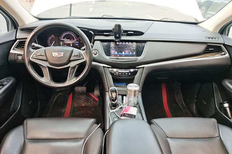 Used Cadillac XT5 2016 25T Luxury Model
