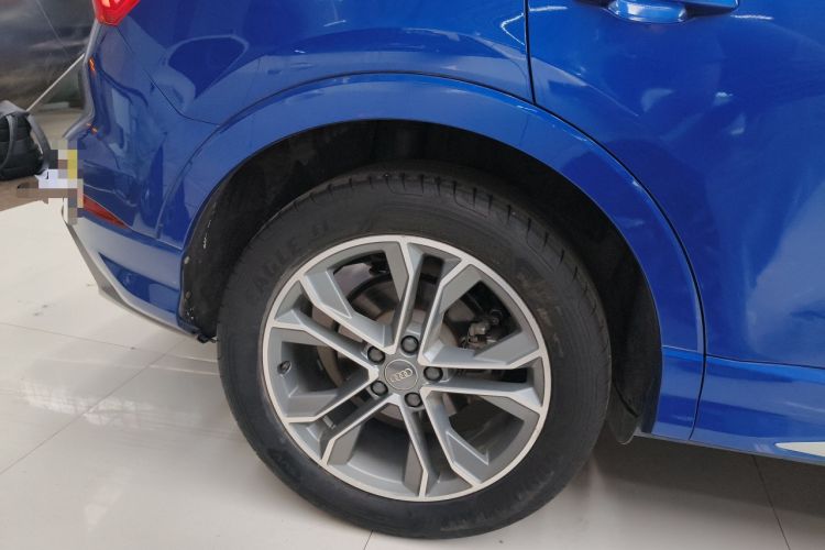 Used Audi Q3 2019 40 TFSI Fashion Dynamic Model
