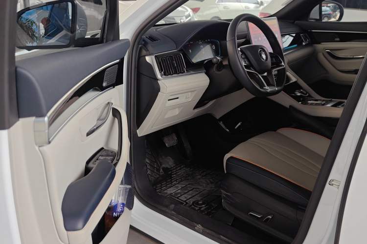 Used BYD Song PLUS New Energy 2021 DM-i 51KM Prestige Model Driver Seat