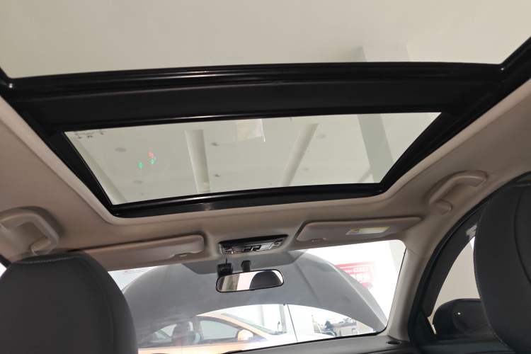 Used Honda Vezel 2020 220 TURBO CVT Luxury Edition
