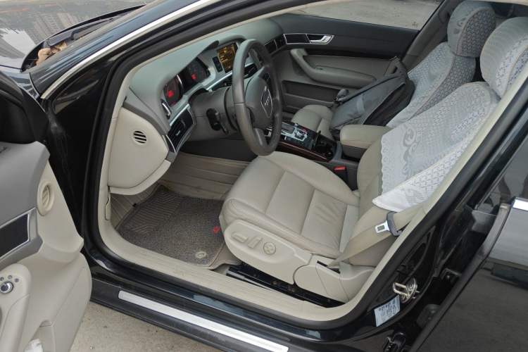 Used Audi A6L 2011 2.4L Technology Edition
