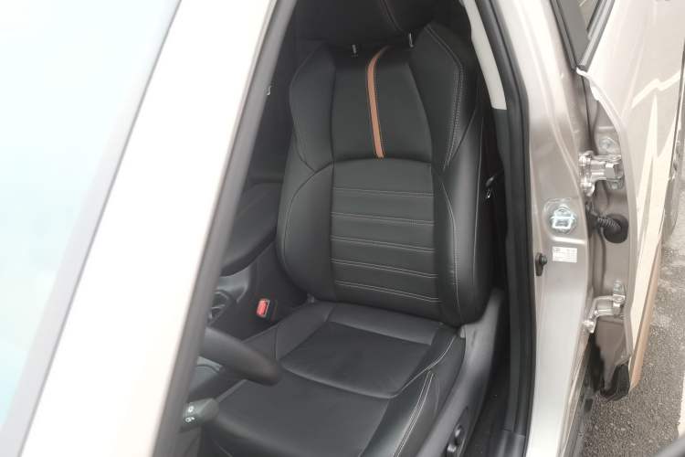 Used Toyota Wildlander 2024 2.0L CVT Two-Wheel Drive Luxury PLUS Edition