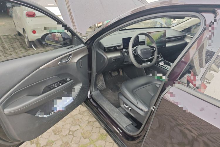 Used Wuling Xingguang 2023 70 Standard Edition Driver Seat