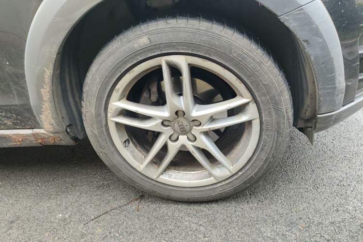 Used Audi Q5 2017 Plus 40 TFSI Technology Model