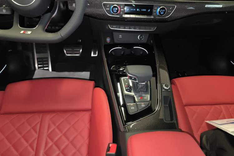 Used Audi S4 2024 S4 Avant 3.0TFSI Gear Lever