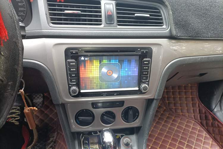 Used Volkswagen Lavida 2013 Revised Classic 1.6L Automatic Fashion Edition
