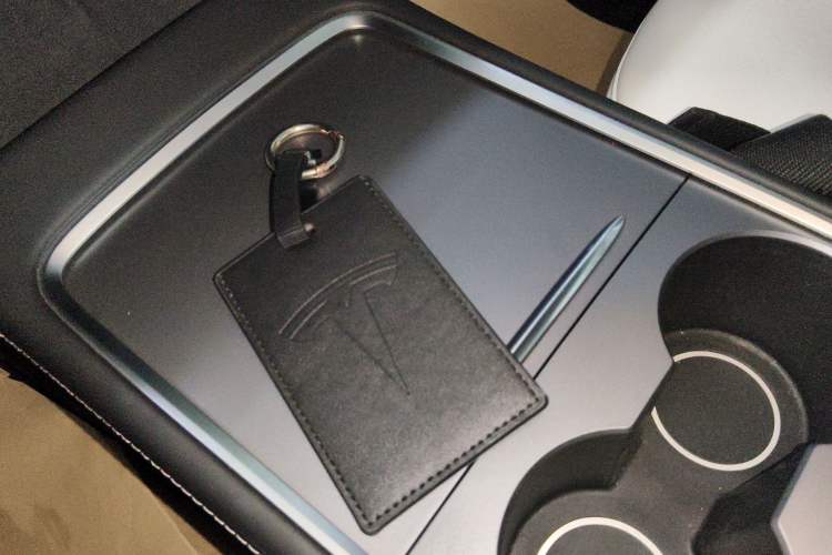 Used Tesla Model Y 2024 Rear-Wheel-Drive Version Vehicle Key