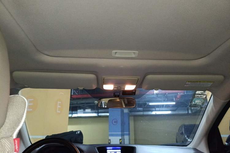 Used Honda CR-V 2012 2.4L four-wheel drive luxury version