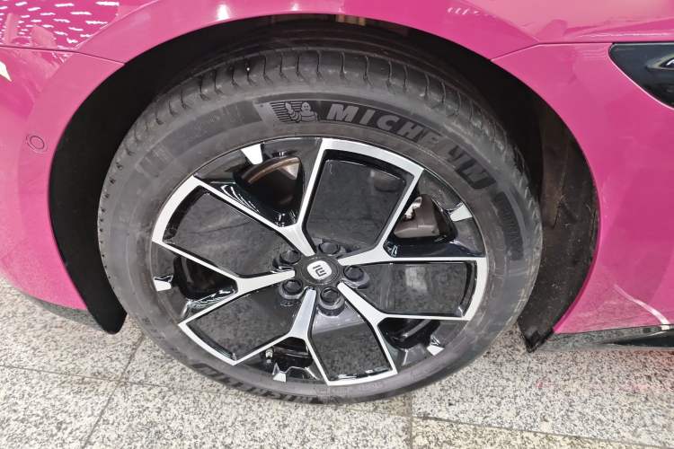 Used Xiaomi Auto SU7 2024 Rear-Drive Ultra-Long Range Advanced Pro-Level Intelligent Driving Version Exterior 4