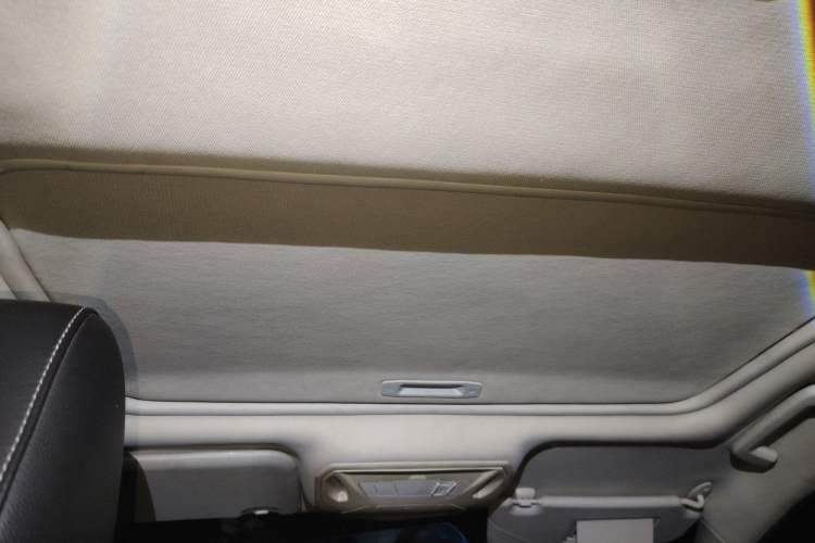 Used Ford Focus 2012 Sedan 1.6L Automatic Fashion Edition
