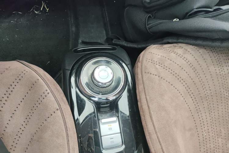 Used Wuling Bingo 2023 333 km Lingxi Connected+ Version Gear Lever