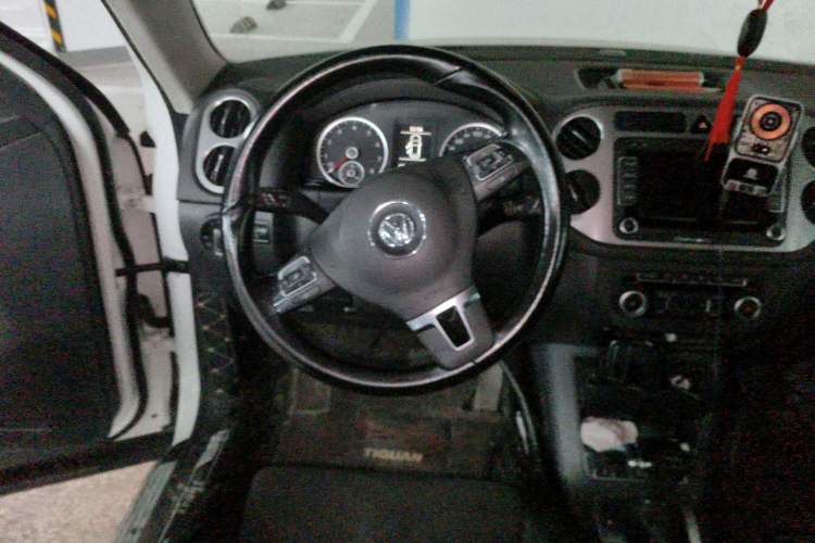 Used Volkswagen Tiguan 2010 2.0 TSI Automatic All-Wheel Drive Flagship Edition
