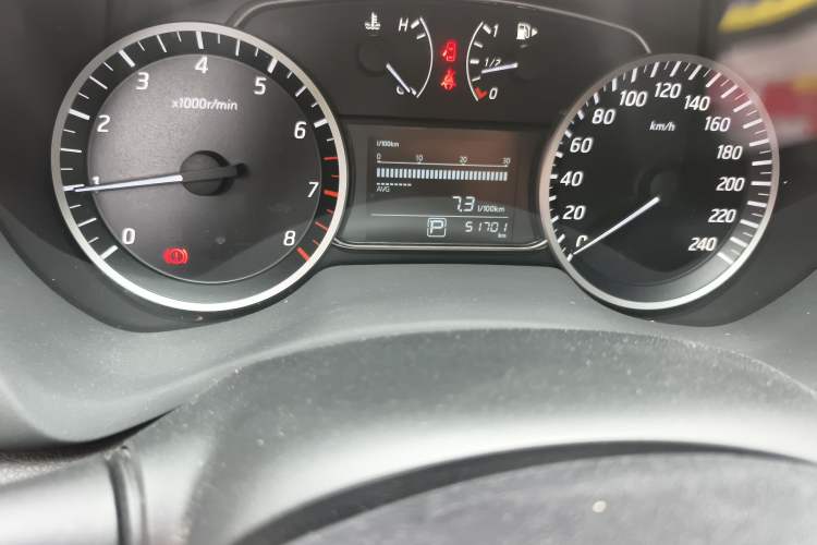 Used Nissan Sylphy 2021 Classic 1.6XL CVT Luxury Edition Odometer Close Up