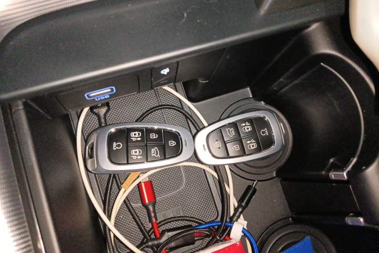 Used Hyundai Palisade 2023 3.5L Automatic 4x4 the Appreciator Plus Version Interior 1