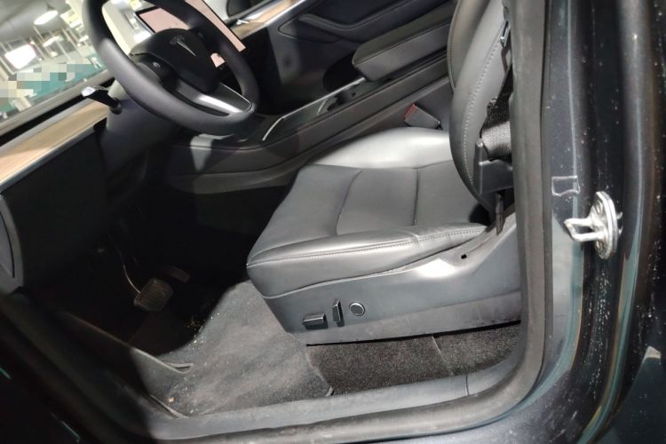 Used Tesla Model Y 2021 Long-Range All-Wheel-Drive Version