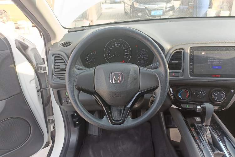 Used Honda Vezel 2020 1.5L CVT Elite Edition
