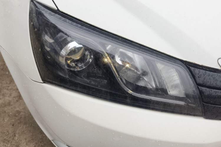 Used Geely Auto Emgrand 2015 Sedan 1.5L Manual - Top Trim Level
