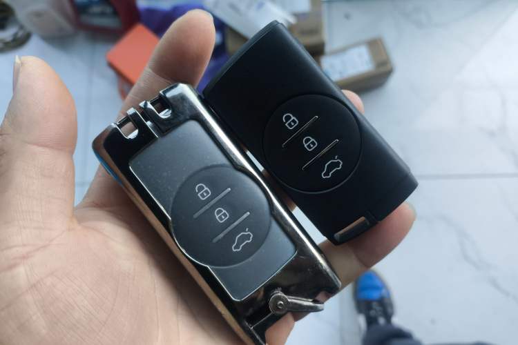 Used EXEED Lanyue 2023 400T Four-Wheel Drive Star Prestige 7-Seater Vehicle Key