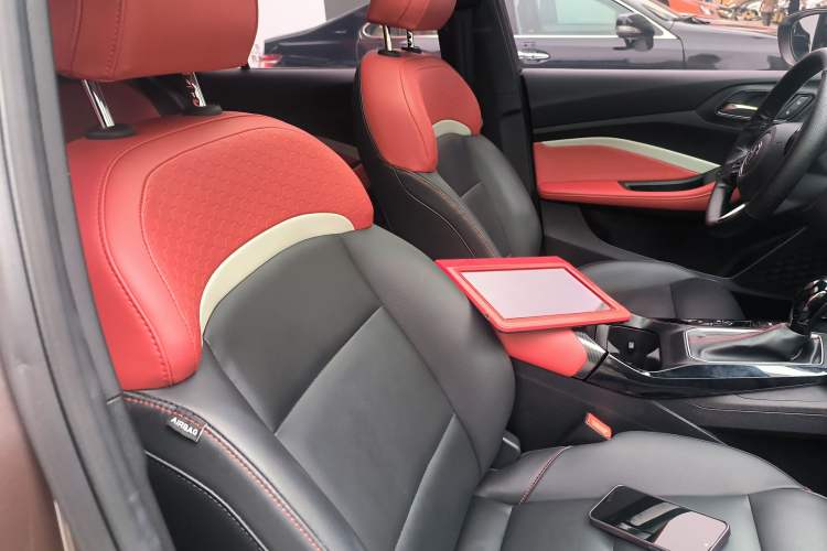 Used MG 5 2022 180 DVVT CVT Youth Luxury Edition
