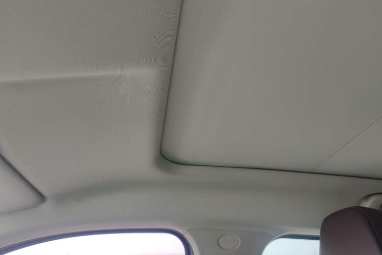 Used Wey VV5 2017 2.0T Ultra-Luxury Version
