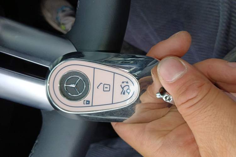 Used Mercedes-Benz EQE 2022 350 First Edition Special Version Interior 1