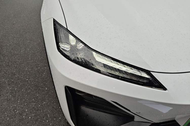 Used Deepal S07 2023 200Max Range-Extended Version Right Front Headlight