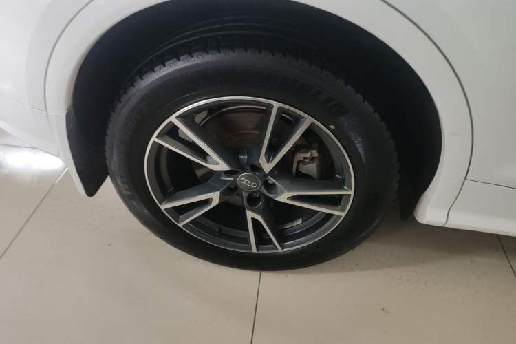 Used Audi Q5L 2020 Updated 40 TFSI Prestige Fashion Edition Exterior 5