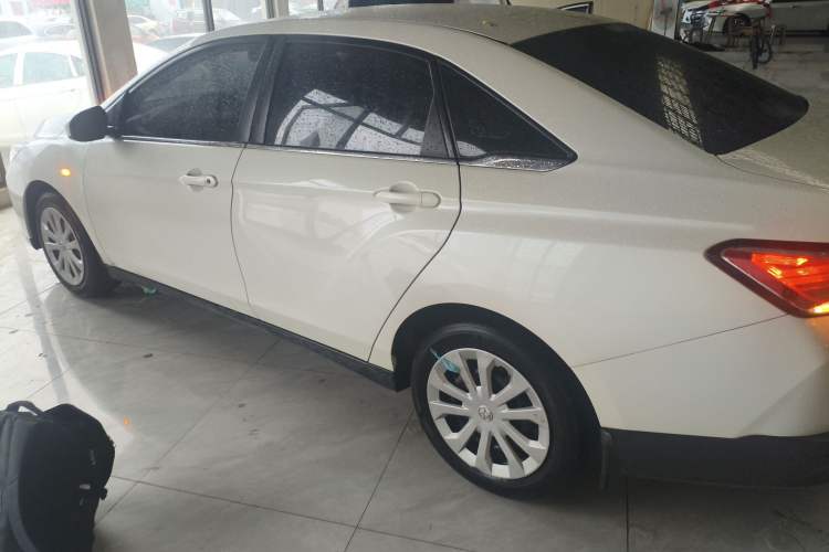 Used Venucia D60 2021 1.6L Entry Manual Comfort Edition
