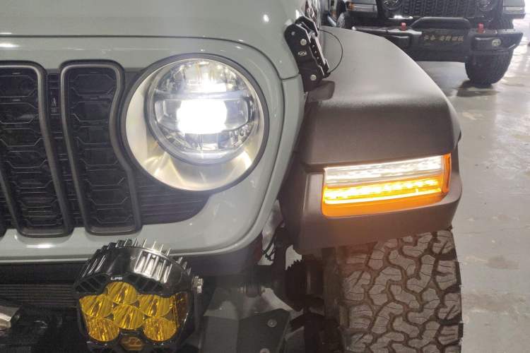 Used Jeep Wrangler 2024 2.0T Robin Hood Four-Door Edition