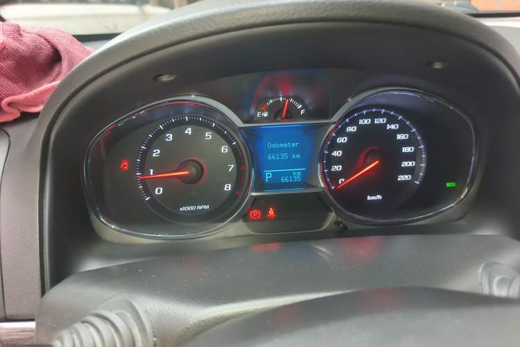 Used Chevrolet Captiva 2015 2.4L Two-Wheel Drive Urban Version 7 Seats