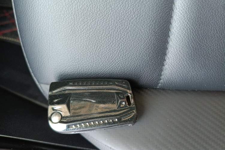 Used Volkswagen T-ROC 2021 Revised Version 280TSI DSG Two-Wheel Drive Comfort & Smart Connectivity Edition Vehicle Key