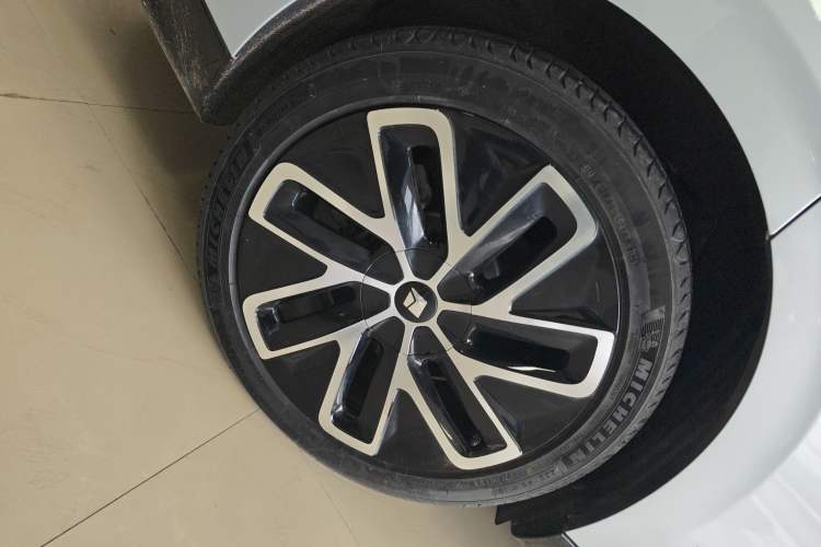 Used Baojun Enjoy 2025 Plug-in Hybrid 140km Luxury Edition