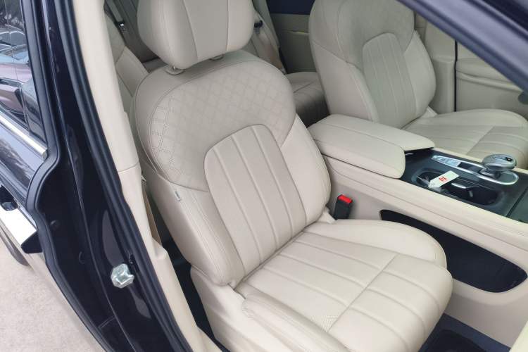 Used VOYAH Dream 2022 Low-Carbon Edition Plus Intelligent Driving Package