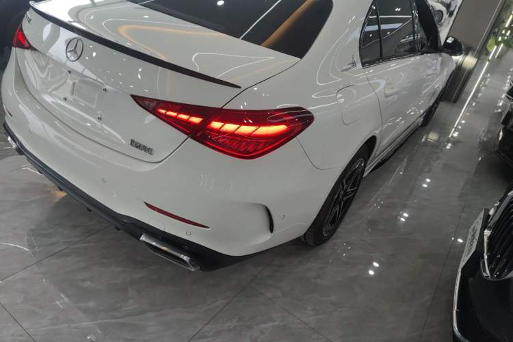 Used Mercedes-Benz C-Class 2023 Restyled C 260 L Night Edition Sports Version