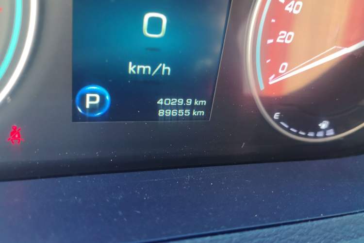 Used JMC DaDao 2023 All-Purpose 2.3T Diesel Manual 4x4 Long-Wheelbase Comfort Edition Odometer Close Up