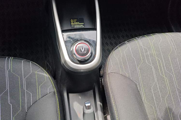 Used CHANGAN OSHAN Benni E-Star 2021 National Edition Xin Yue Version Lithium Iron Phosphate (31.86 kWh) Gear Lever