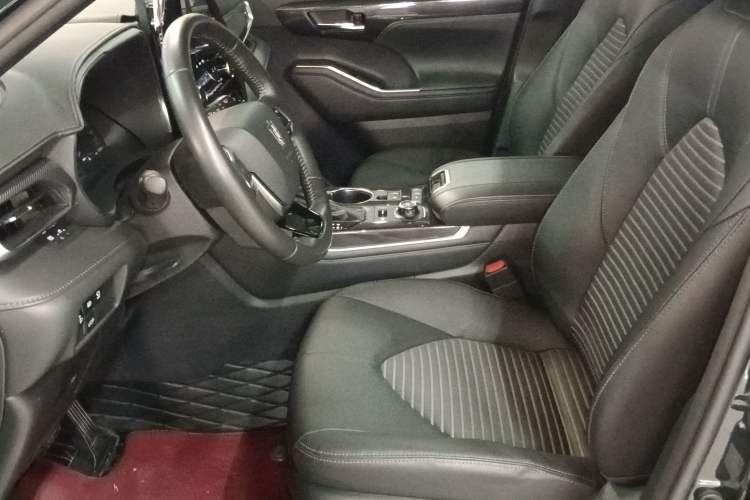 Used Toyota Crown Kluger 2022 2.0T Four-Wheel Drive Prestige Edition
