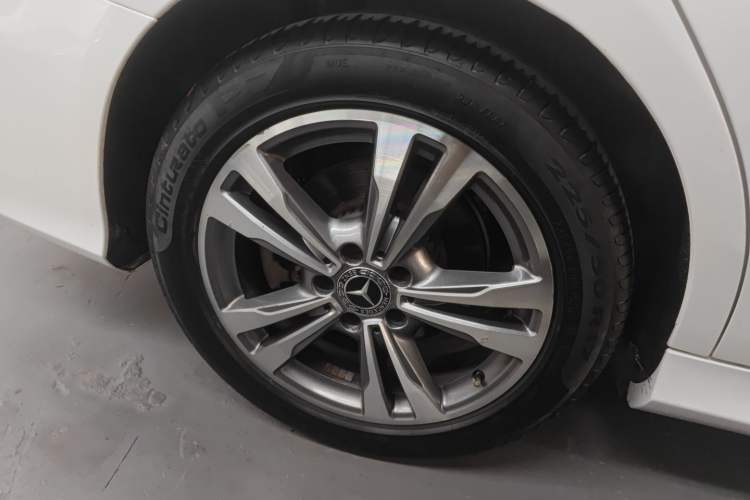 Used Mercedes-Benz C-Class 2017 Facelift C 200 L Sport Edition
