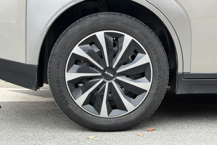 Used AION Y 2023 Plus 510 Enjoy Edition Exterior 5