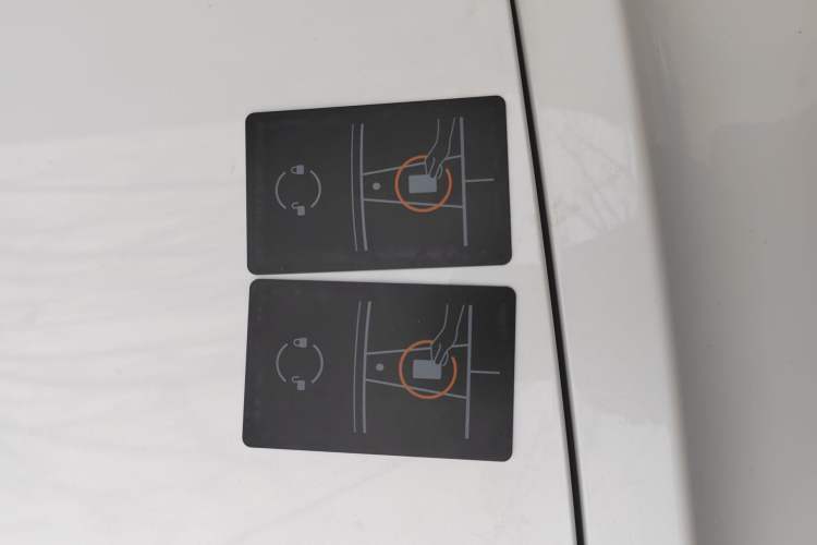 Used Tesla Model 3 2025 Rear-Wheel-Drive Version