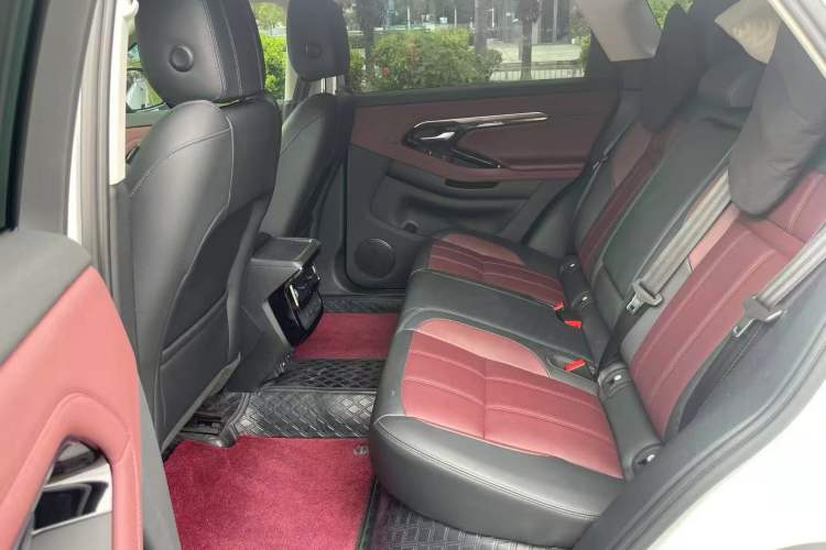 Used Land Rover Range Rover Evoque New Energy 2023 Aurora L P300e Plug-in Hybrid Electric Version