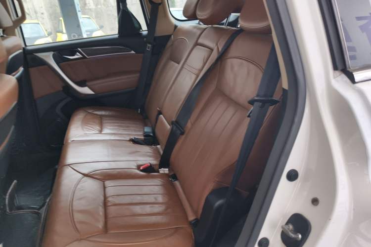 Used Haval H9 2015 2.0T Four-Wheel Drive Luxury 7-Seater Left Rear Seat