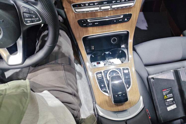 Used Mercedes-Benz GLC Coupe 2017 GLC 260 4MATIC Coupe SUV
