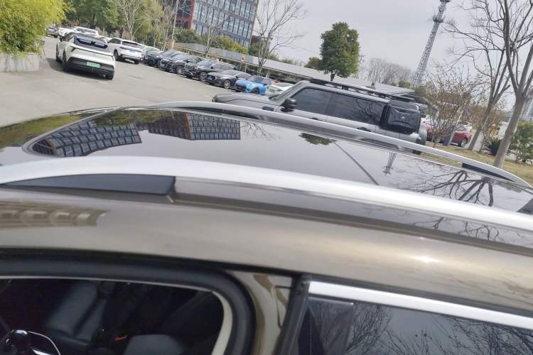 Used Volkswagen Tiguan 2015 1.8TSI Automatic Two-Wheel Drive Luxury Model Roof