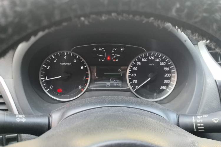 Used Nissan Sylphy 2019 1.6XV CVT Smart Connect Luxury Edition China V Standard Instrument Cluster