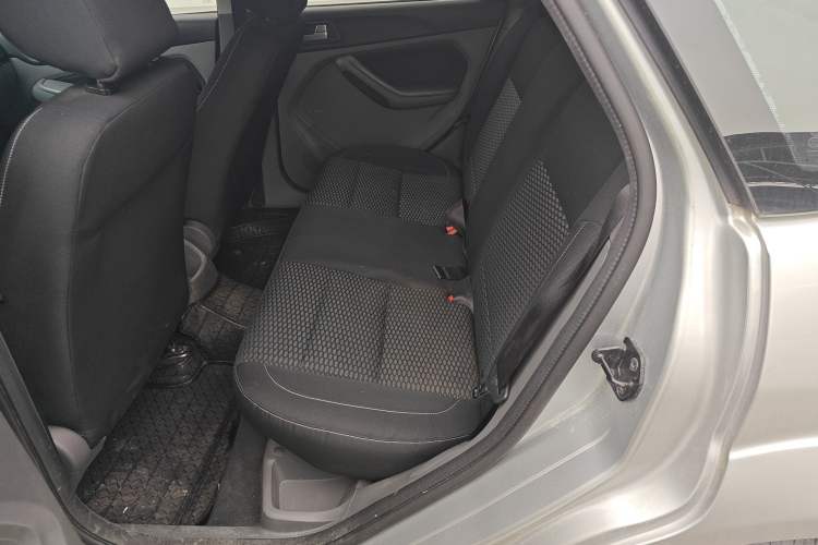 Used Ford Focus 2013 Hatchback Classic 1.8L Automatic Base Model