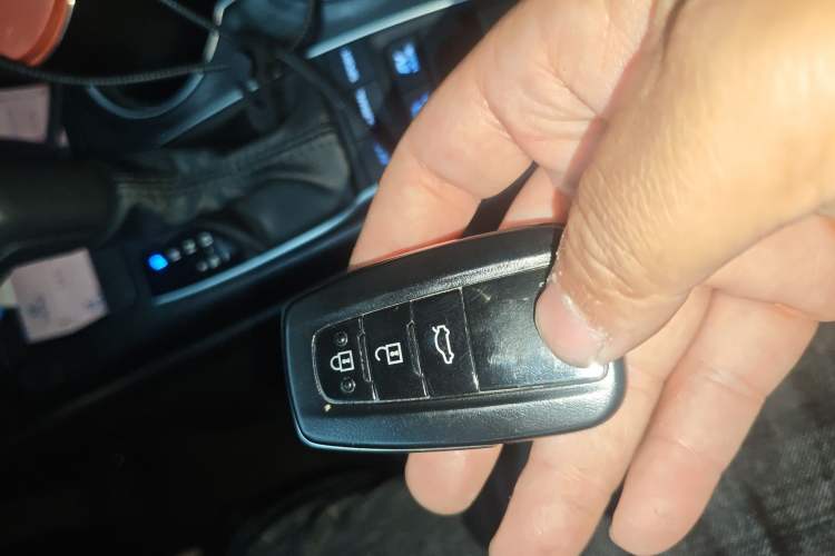 Used Toyota Camry 2023 Dual-Motor 2.5HG Luxury Edition Vehicle Key