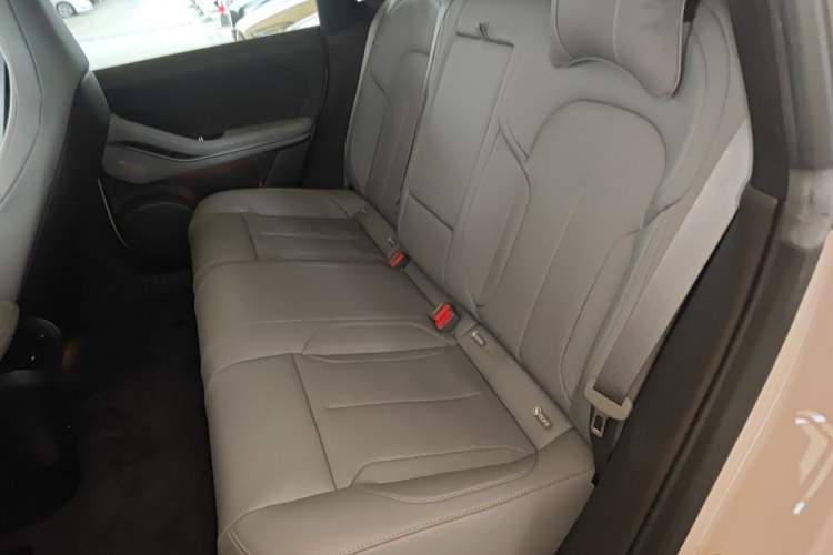 Used Nio ET5 2022 75 kWh